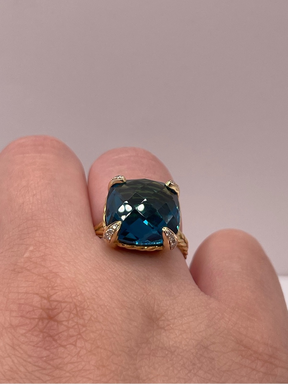 David Yurman Chatelaine Ring 18K Yellow Gold,Hampton Blue Topaz & Diamonds, 14mm - Picture 8 of 16